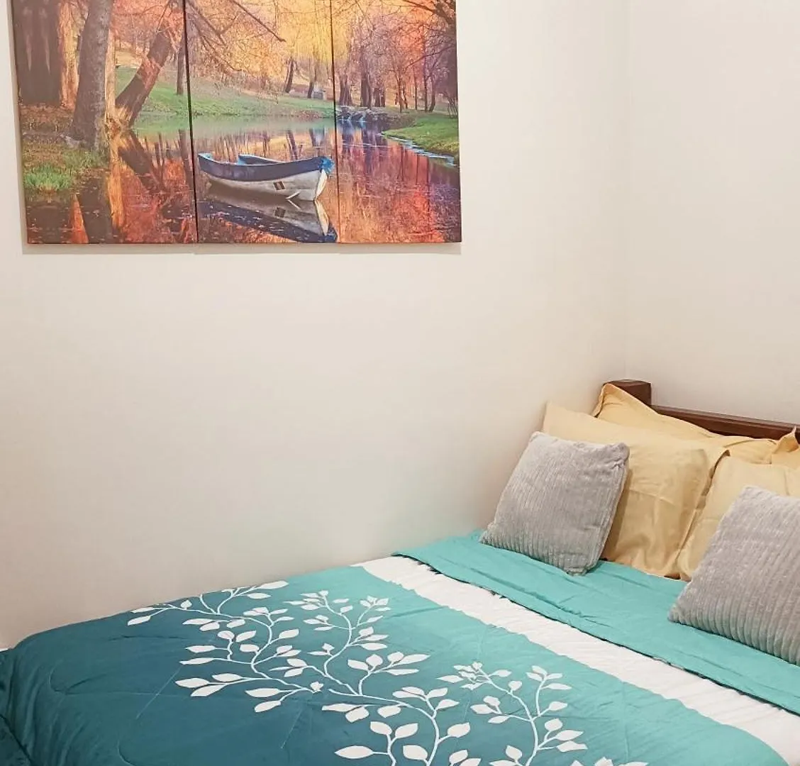 ***** Hotel Condo In Paranaque Manille Philippines