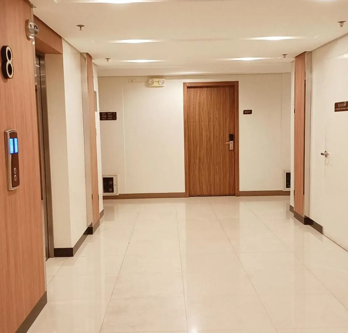 Condo In Paranaque Manille 5*,